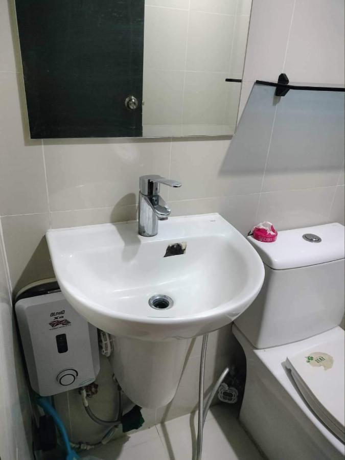 Cubao Manhattanheights Unit 7Ef Tower B, 1Br Manila Eksteriør billede